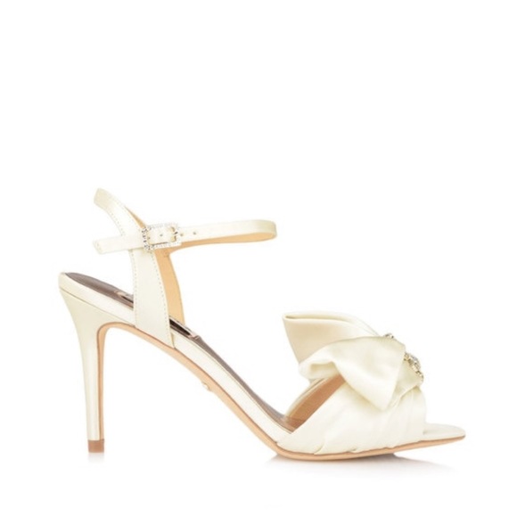 Badgley Mischka Bridal Bow Shoe BNIB - Picture 3 of 5